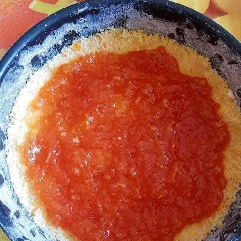 Air Fryer Crumble Cake